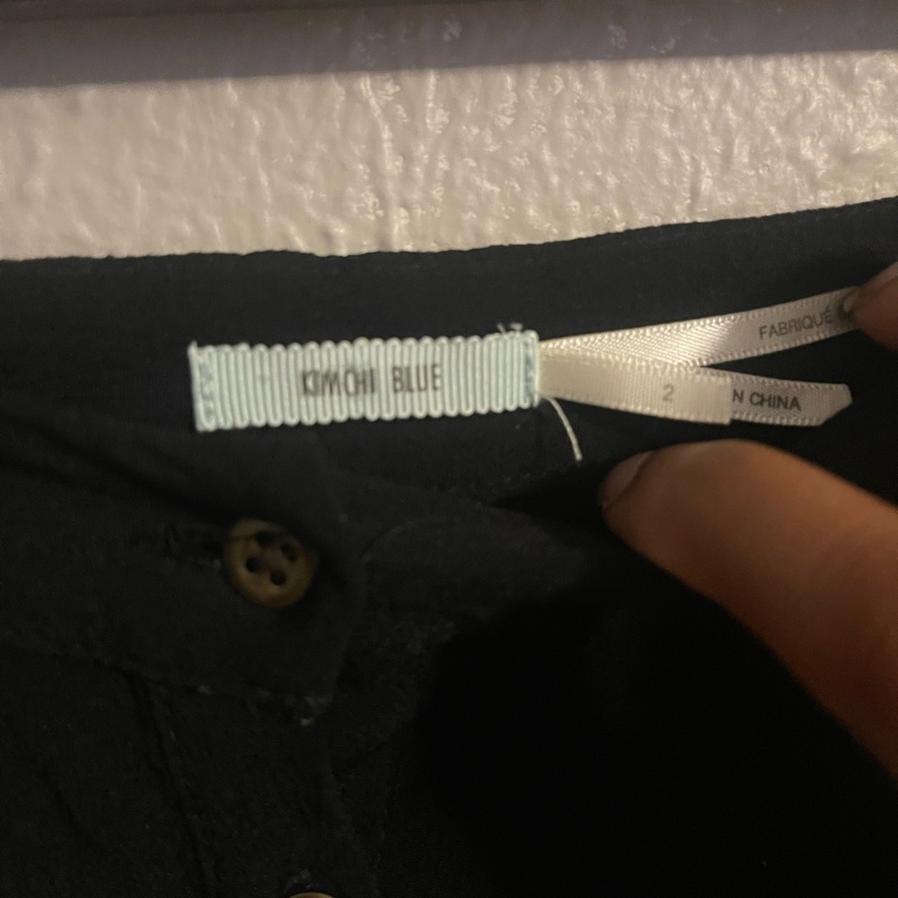 Kimchi blue black mini skirt size 2 - Picture 3 of 4